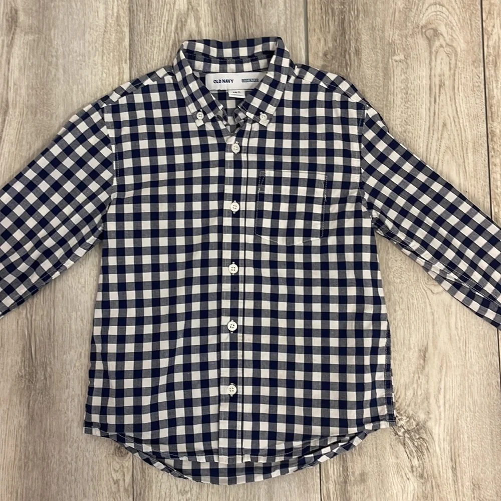 Old Navy Boys Small 6-7 Blue And White Button Down